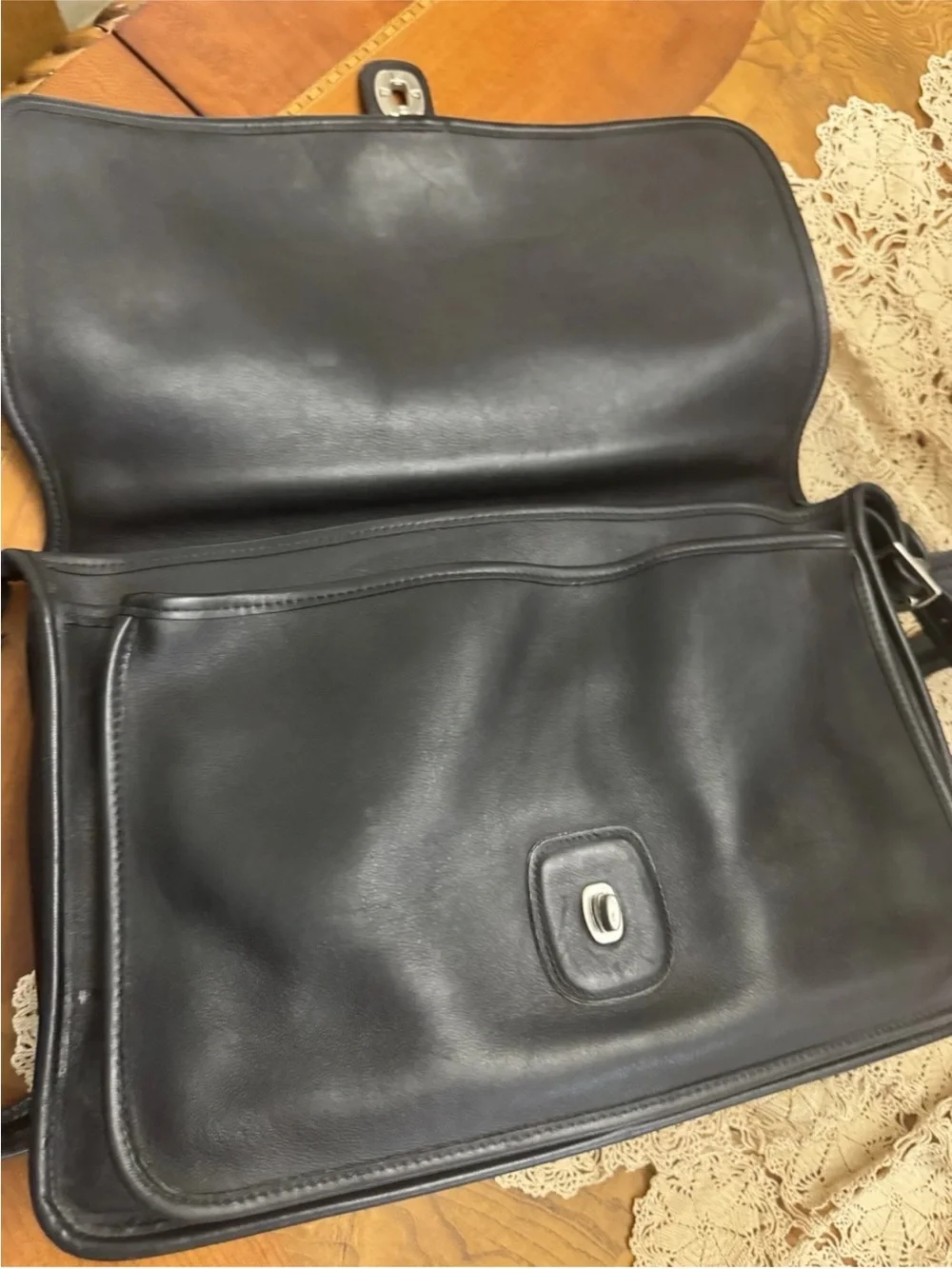 Coach timeless black